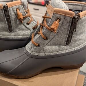 Sperry Women's Saltwater Wool Dk Grey 3M Thinsulate Winter Boots 6.5 Wide NIB